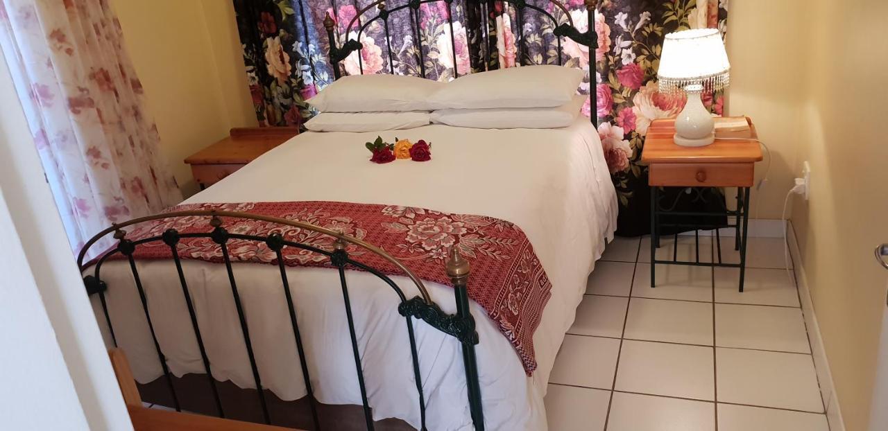 Ebenezer Guesthouse Bluewater Bay Port Elizabeth Exterior foto